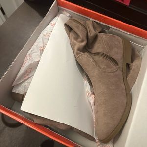 High boots size 10 woman